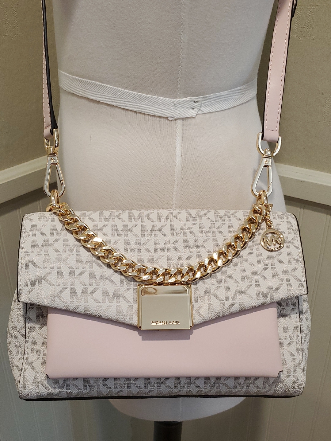 Nwot Michael Kors Pastel Pink Medium Lita Crossbody